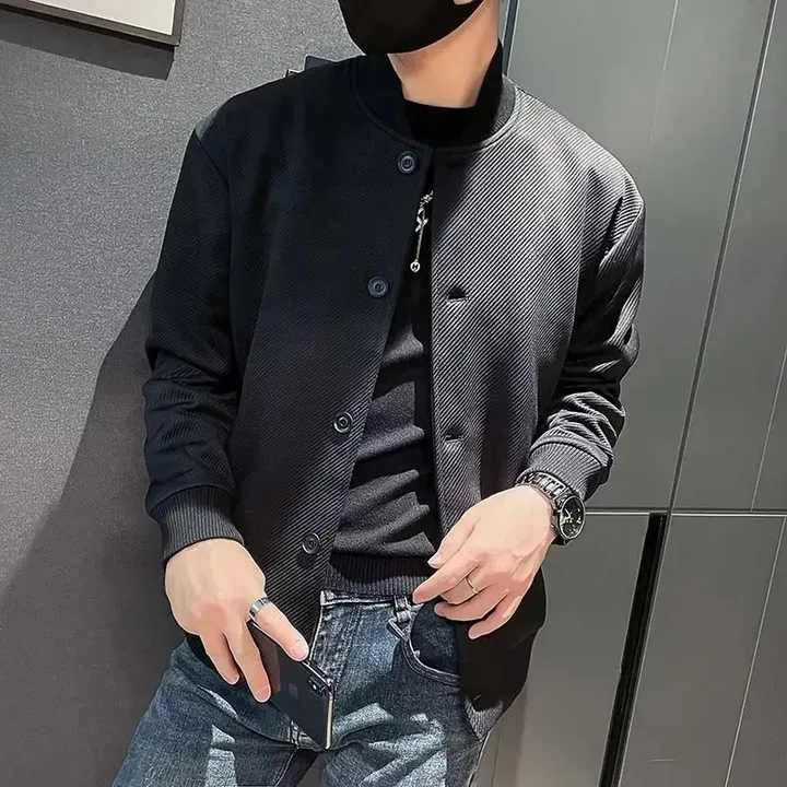 jacket . سترة